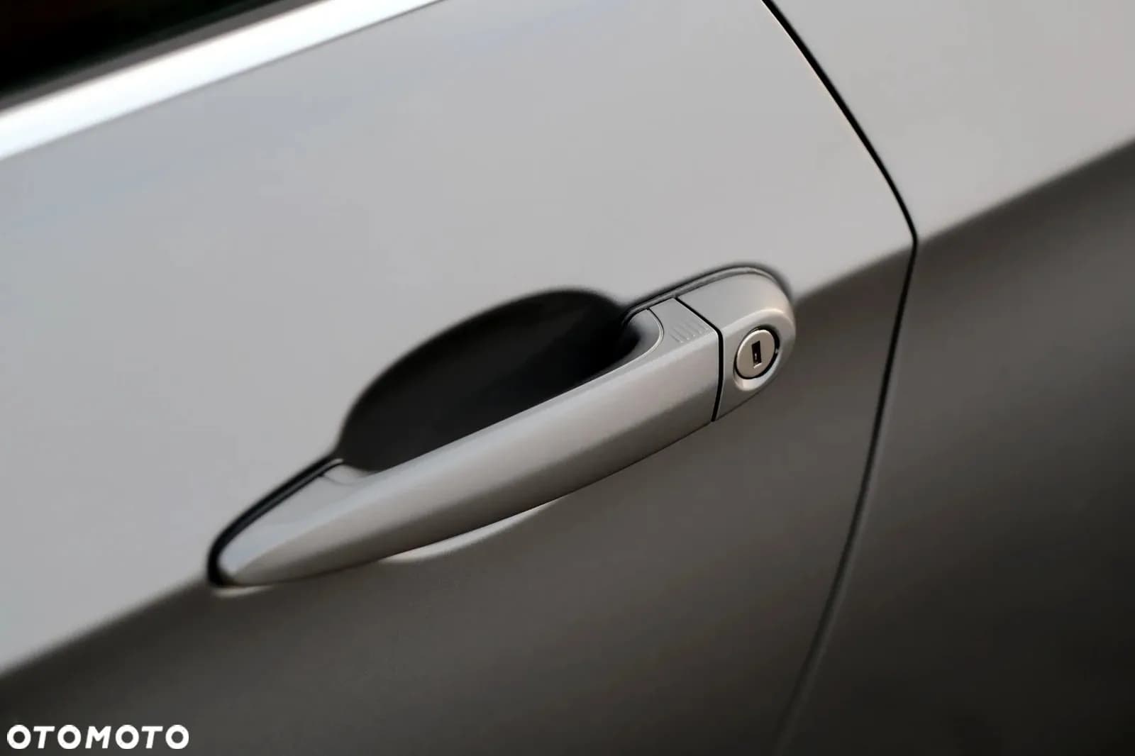 BMW Seria 3 zdjęcie 29