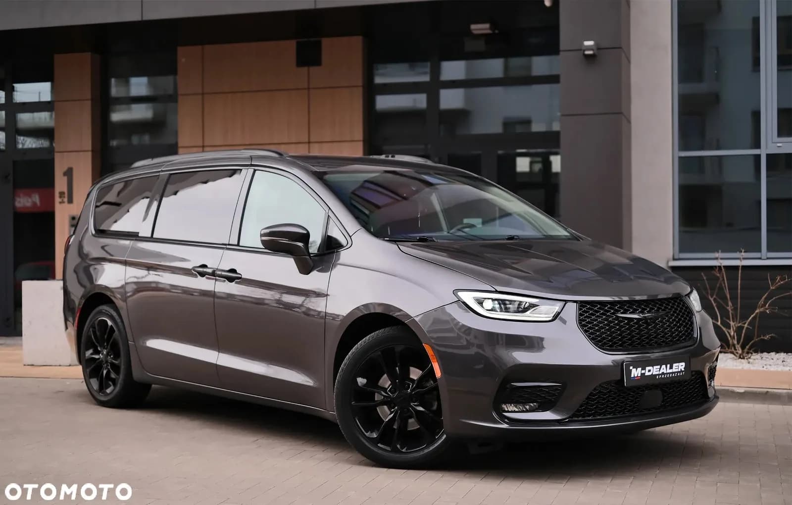 Chrysler Pacifica zdjęcie 15